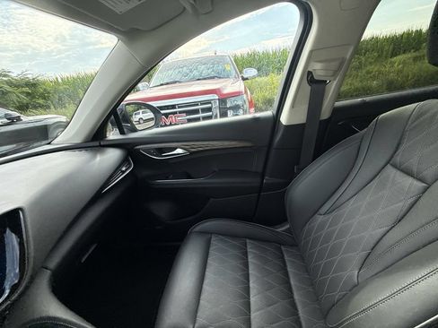 Certified 2023 Buick Envision Avenir FWD image 26