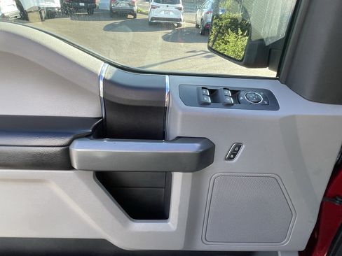 Used 2016 Ford F150 XLT AWD/4WD image 15