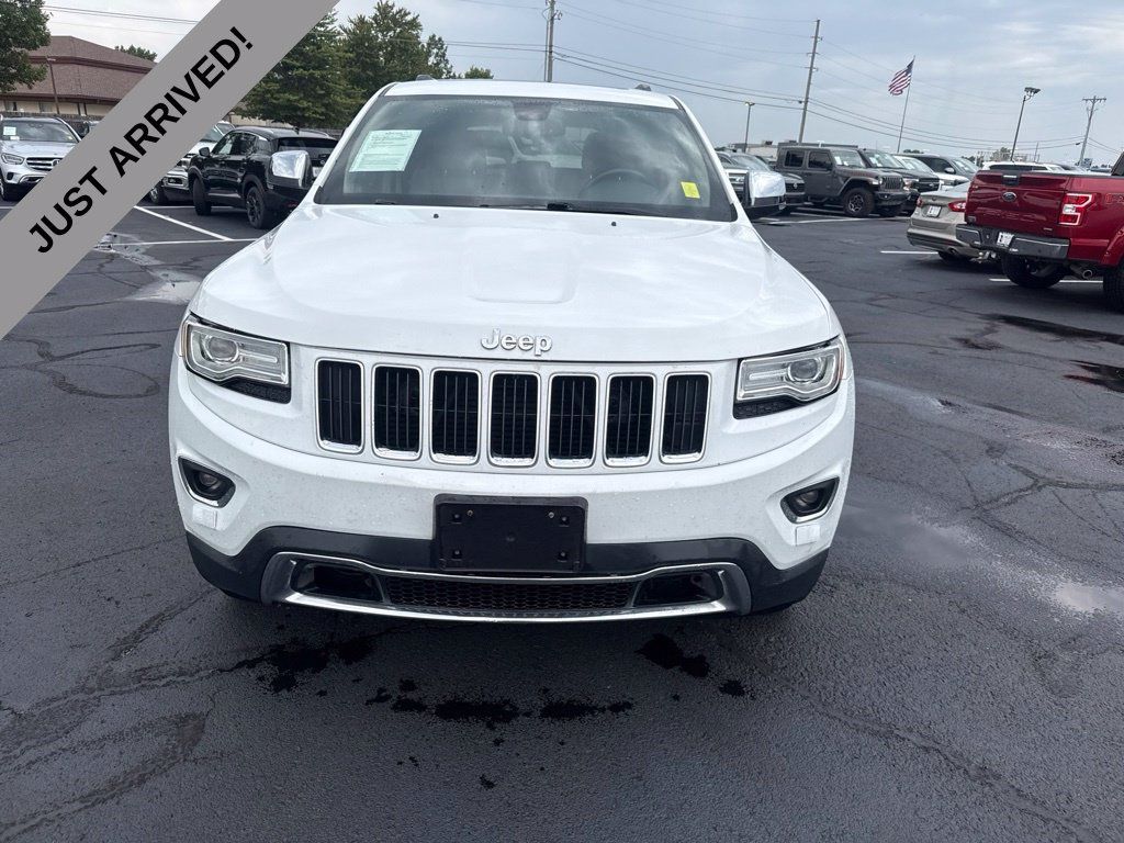 Used 2014 Jeep Grand Cherokee Limited w/ Luxury Group II AWD/4WD image 2