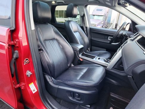 Used 2018 Land Rover Discovery Sport HSE image 20