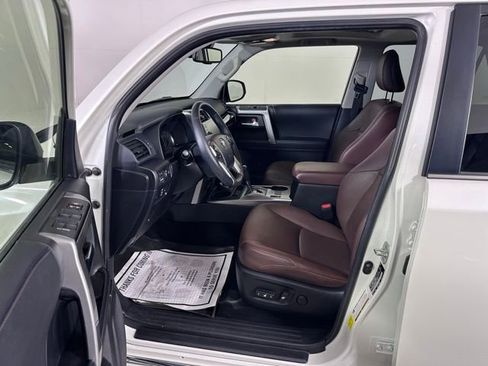 Used 2023 Toyota 4Runner Limited AWD/4WD image 21