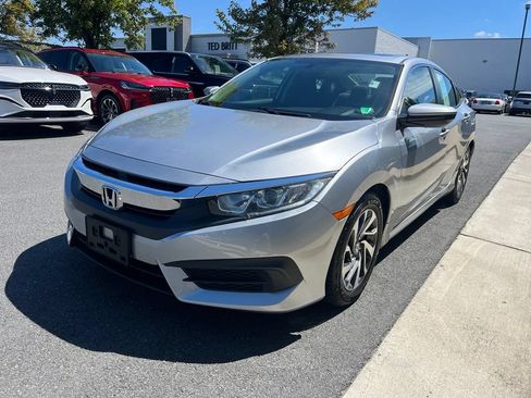 Used 2016 Honda Civic EX image 3