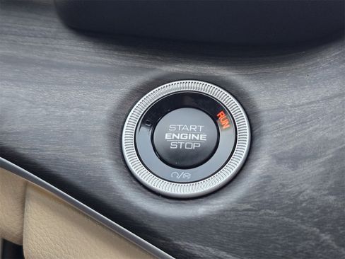 New 2025 Jeep Grand Cherokee L Limited w/ Luxury Tech Group II image 20