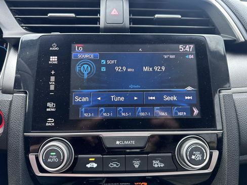 Used 2017 Honda Civic EX image 22