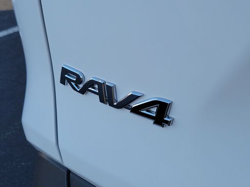 New 2025 Toyota RAV4 XLE image 8