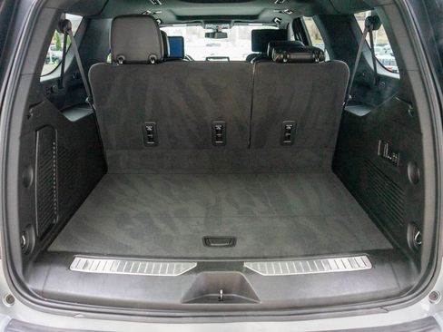 Used 2022 GMC Yukon XL AT4 w/ AT4 Premium Plus Package image 38