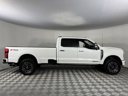 Used 2024 Ford F350 Platinum w/ FX4 Off-Road Package image 5