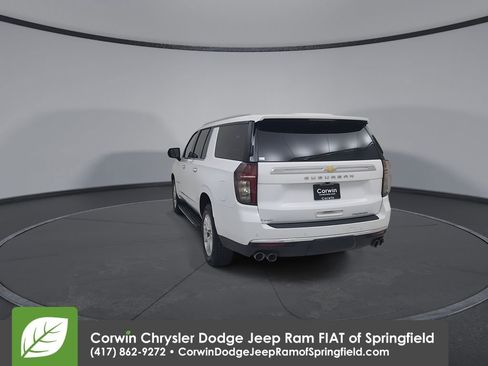 Used 2023 Chevrolet Suburban Premier image 12