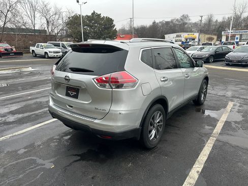 Used 2016 Nissan Rogue SL w/ SL Premium Package image 7