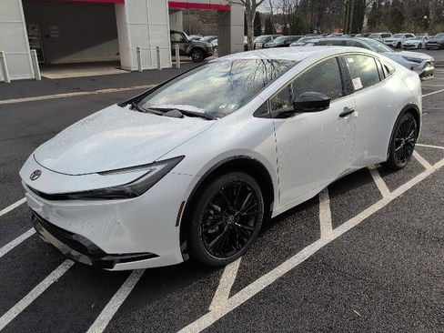 New 2026 Toyota Prius Plug-In Hybrid image 7