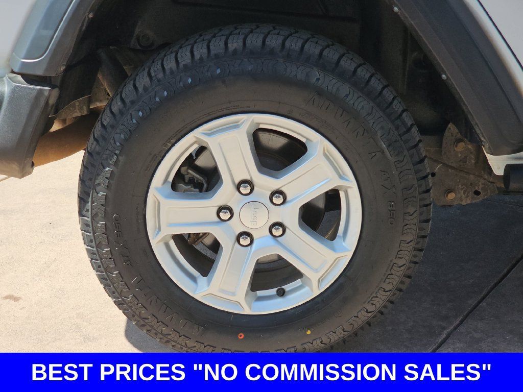 Used 2023 Jeep Wrangler Unlimited Sport AWD/4WD image 36