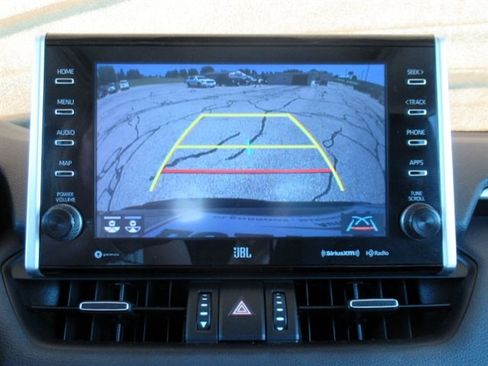 Used 2022 Toyota RAV4 Limited AWD/4WD image 25