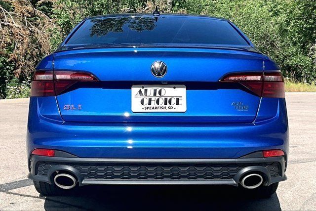 Used 2024 Volkswagen Jetta GLI 40th Anniversary Edition FWD image 6