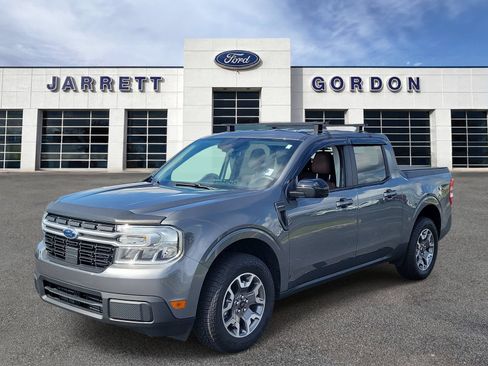 Certified 2024 Ford Maverick Lariat w/ 4K Tow Package AWD/4WD image 2