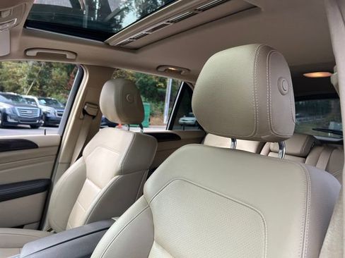 Used 2015 Mercedes-Benz ML 350 4MATIC w/ Premium 1 Package image 15