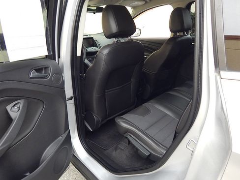 Used 2014 Ford Escape SE w/ SE Chrome Package image 16