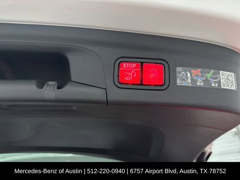 Used 2025 Mercedes-Benz GLE 350 4MATIC image 29