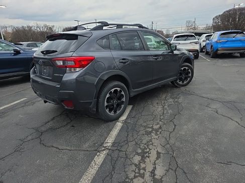 Used 2021 Subaru Crosstrek 2.0i Premium image 9