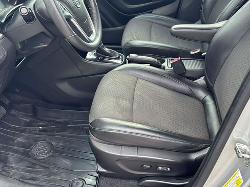 Used 2020 Buick Encore Preferred w/ Safety Package image 14