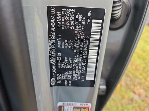 New 2025 Hyundai Tucson Limited image 31