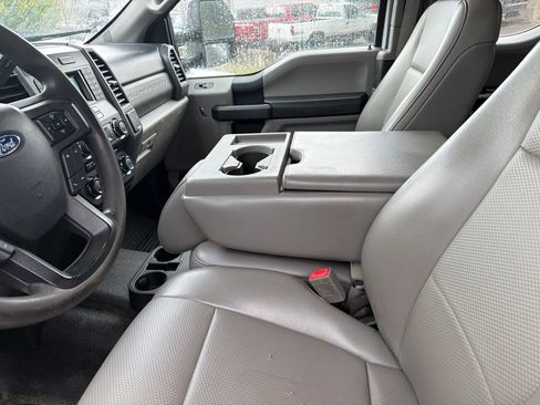 Used 2018 Ford F250 XL w/ Power Equipment Group AWD/4WD image 2