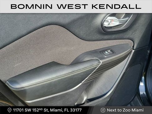 Used 2016 Jeep Cherokee Latitude w/ Trailer Tow Group image 15