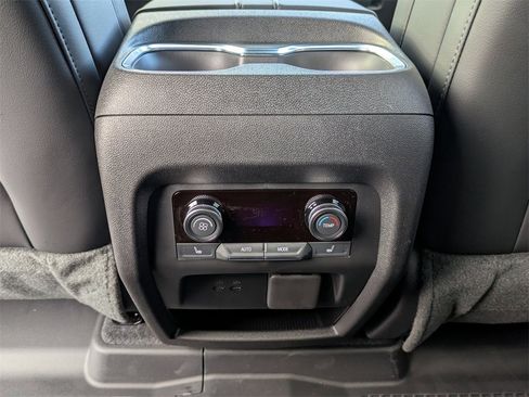 New 2026 Buick Enclave Avenir w/ Super Cruise Package image 11