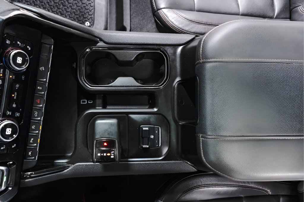 Used 2024 GMC Sierra 1500 AT4 w/ Technology Package AWD/4WD image 17