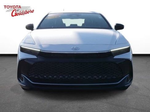 Used 2026 Toyota Crown XLE image 2