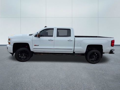 Used 2017 Chevrolet Silverado 2500 LTZ w/ Duramax Plus Package image 4