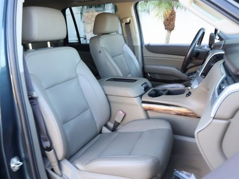 Used 2019 GMC Yukon SLT w/ Open Road Package image 22