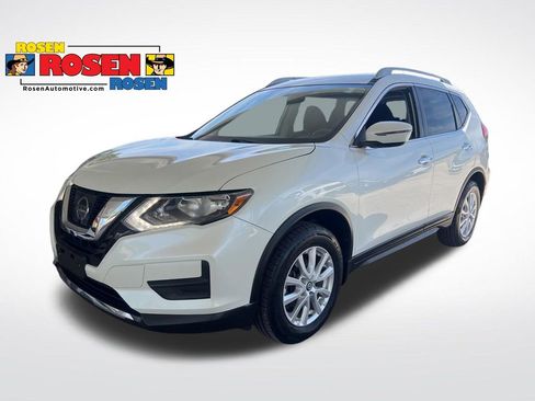 Used 2017 Nissan Rogue SV AWD/4WD image 1