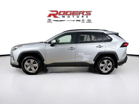 Used 2024 Toyota RAV4 XLE w/ Convenience Package AWD/4WD image 9