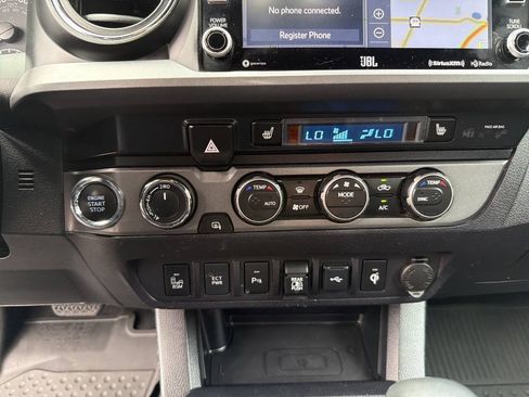 Used 2021 Toyota Tacoma TRD Off-Road w/ TRD Premium Off Road Package AWD/4WD image 38