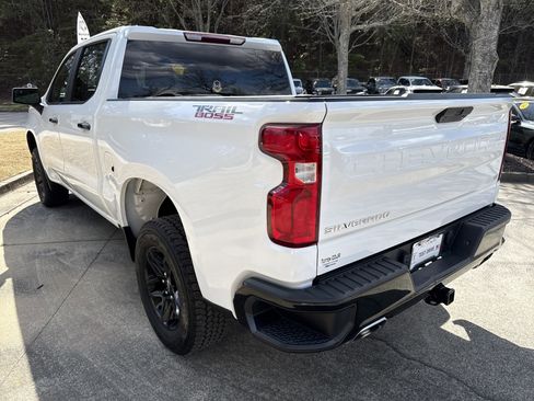 Used 2021 Chevrolet Silverado 1500 LT Trail Boss image 5