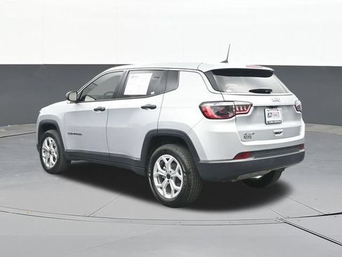 Used 2025 Jeep Compass Sport AWD/4WD image 9