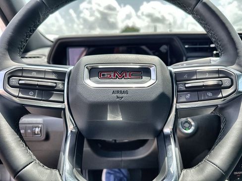 New 2026 GMC Terrain Elevation w/ Technology Package II FWD image 33