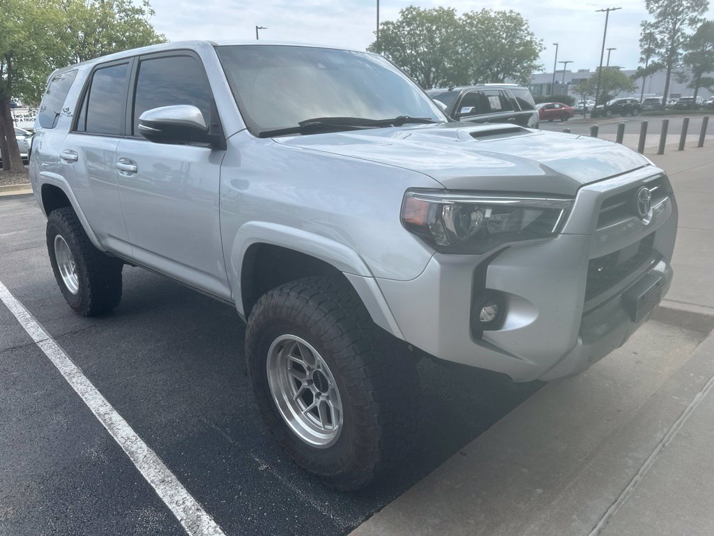Used 2022 Toyota 4Runner TRD Off-Road Premium AWD/4WD image 7