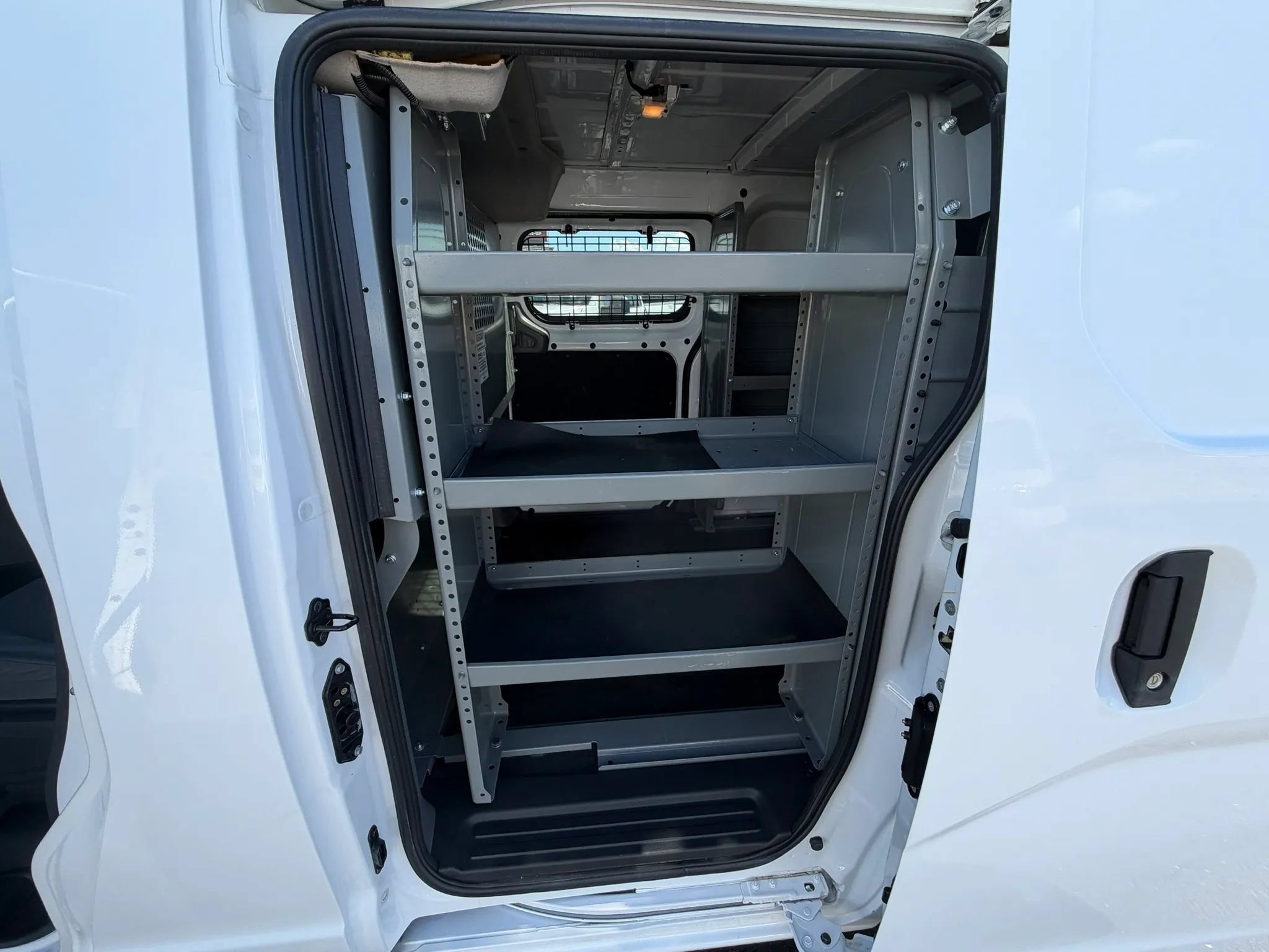 Used 2017 Chevrolet City Express LT FWD image 11