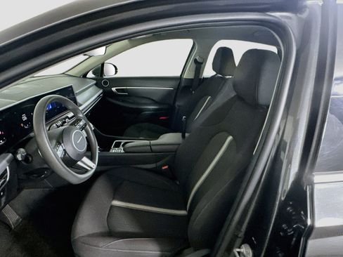 Used 2025 Hyundai Sonata SEL FWD image 13