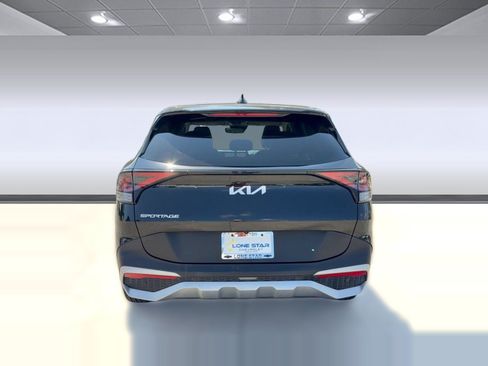 Used 2024 Kia Sportage EX FWD image 10