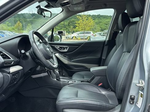 Certified 2022 Subaru Forester Limited AWD/4WD image 4