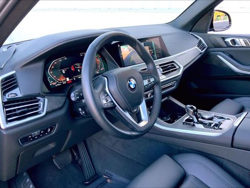 Used 2022 BMW X5 xDrive40i w/ Premium Package image 18