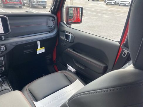 New 2026 Jeep Gladiator Rubicon w/ Safety Group image 34