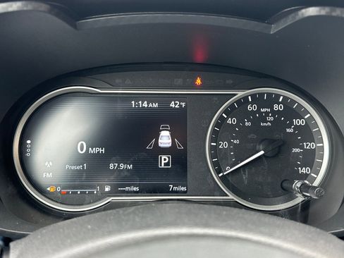 New 2025 Nissan Versa SV w/ Trunk Package image 24