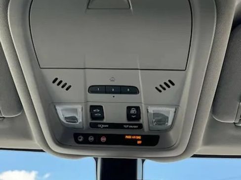 Used 2019 GMC Terrain SLT w/ Preferred Package AWD/4WD image 27