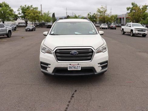 Used 2020 Subaru Ascent Premium AWD/4WD image 2