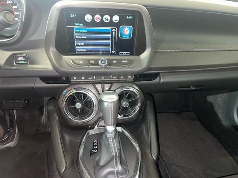 Used 2016 Chevrolet Camaro LT w/ Technology Package image 18