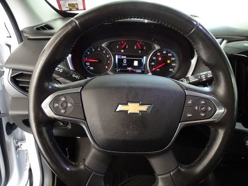 Used 2019 Chevrolet Traverse LT w/ LT Premium Package AWD/4WD image 6