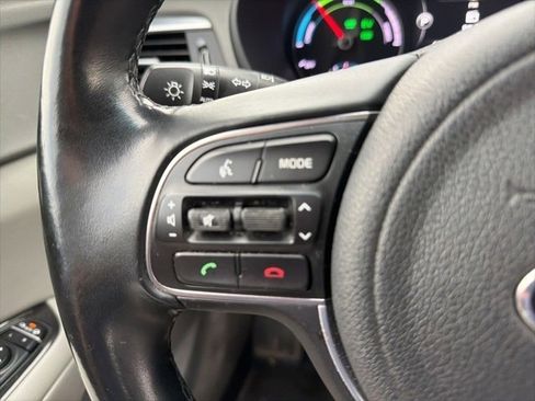 Used 2017 Kia Optima EX image 12